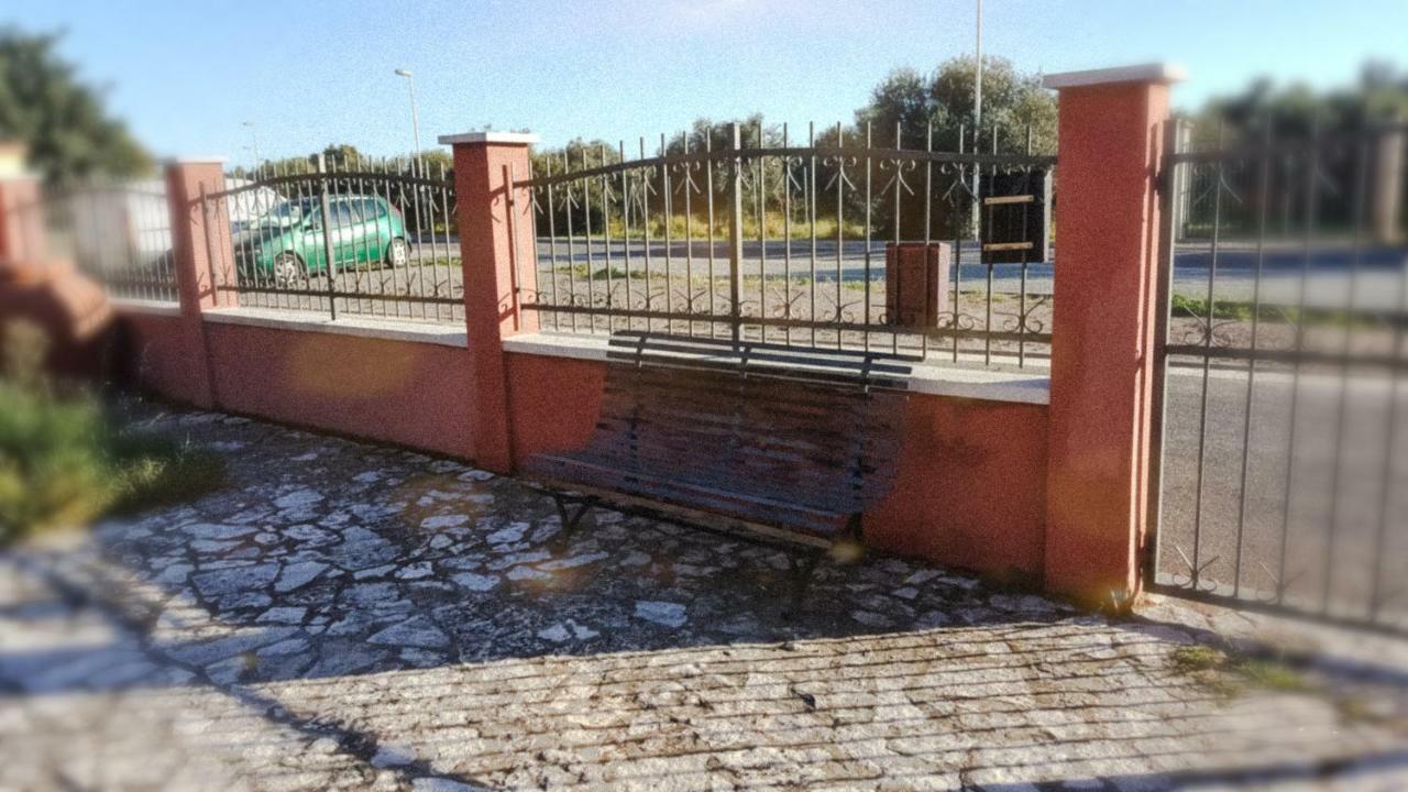 Appartamento A Pula Vicino Al Mare Bagian luar foto