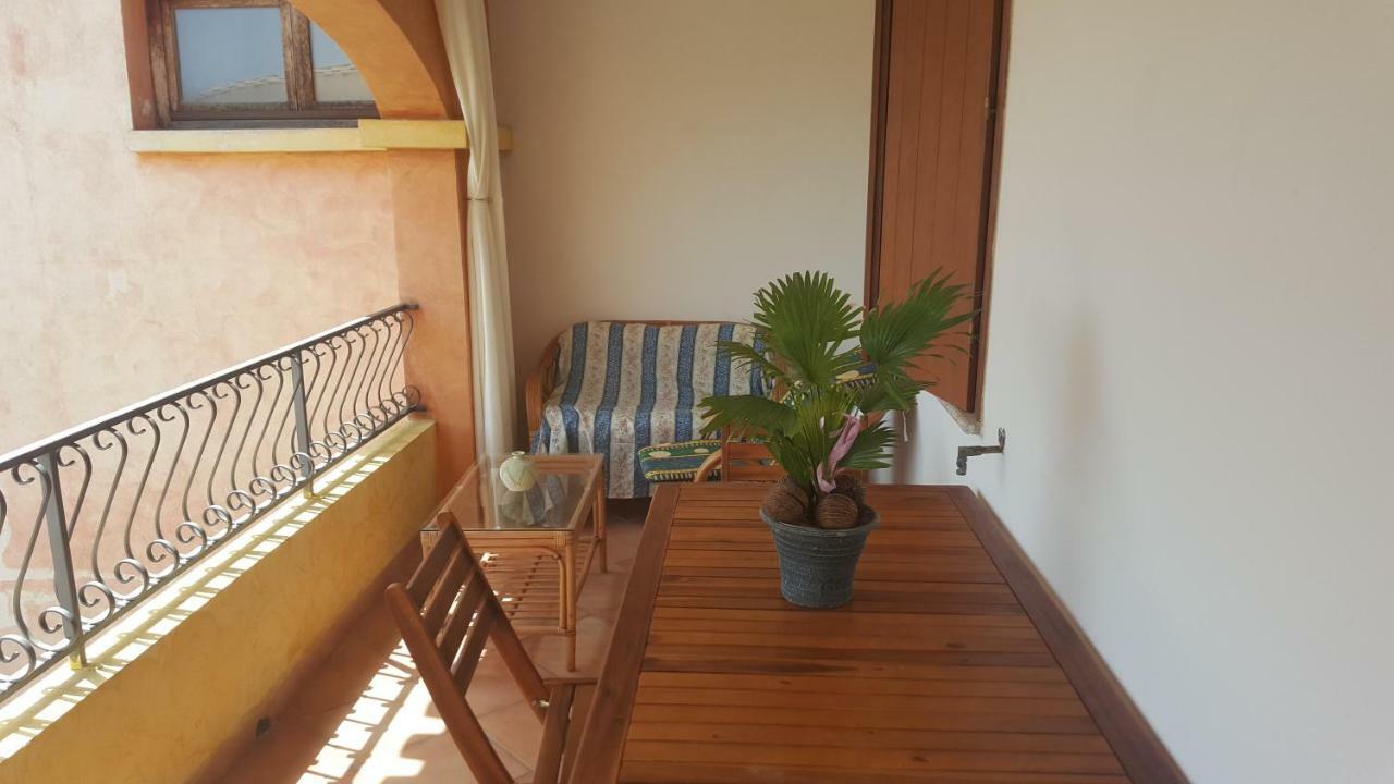 Appartamento A Pula Vicino Al Mare Bagian luar foto