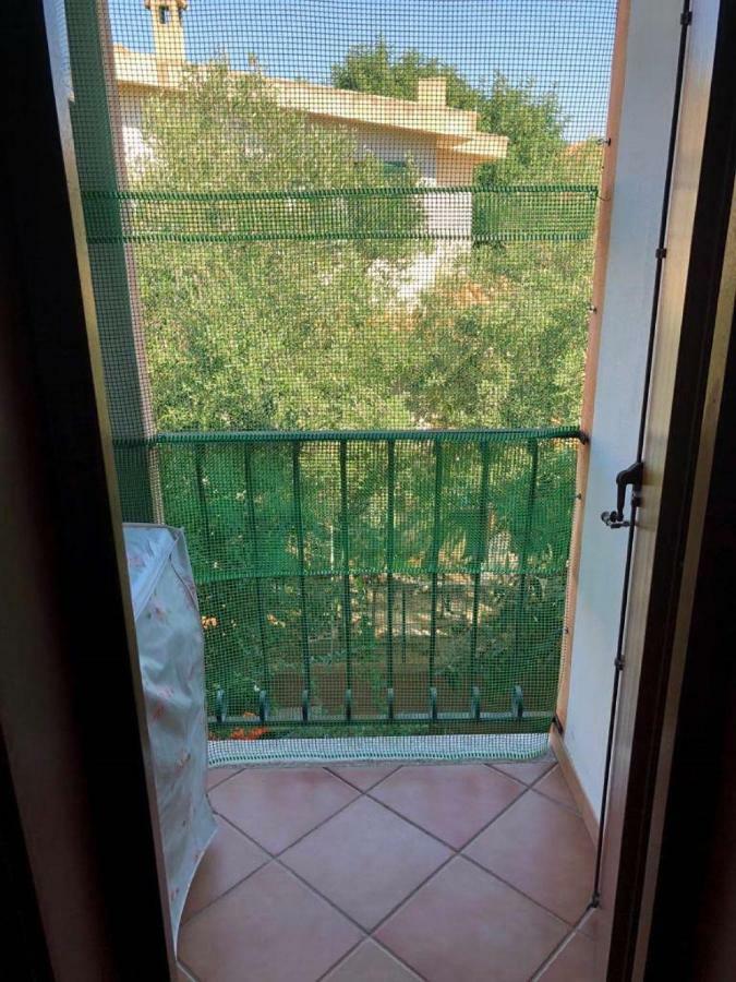 Appartamento A Pula Vicino Al Mare Bagian luar foto